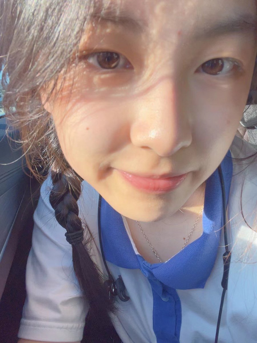 PPilot32125's tweet photo. 怎么可以这么热！ https://t.co/T9XVR4Pn3l