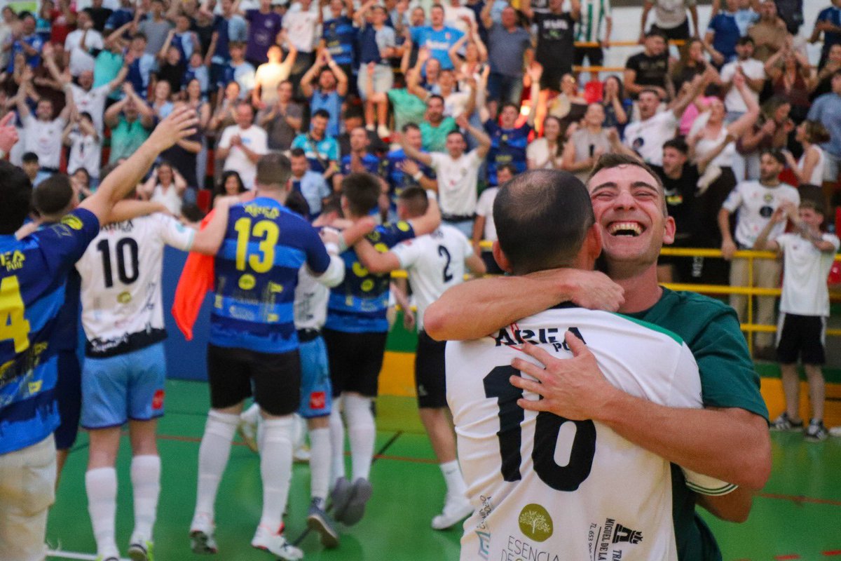 ApagayVamonosFS's tweet photo. 📸FOTOGALERÍA | FINAL PLAY OFF VUELTA 

Fotos Pablo Flores / (30/05/2026)

👉 Galería completa en nuestra página de facebook: https://t.co/RkLZXlTUze https://t.co/DXkVBylFUT