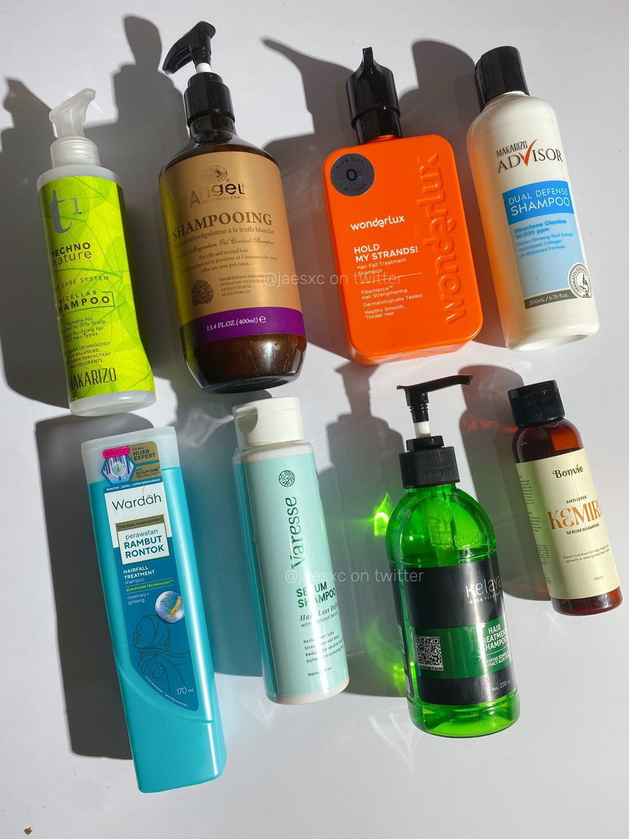 jaesxc's tweet photo. Gokil, gak kerasa ternyata aku udah coba 20 shampoo, belum lagi vitamin, serum, dan rangkaian haircare lain 😭👍

Jadi aku mau review brutal dan singkat seluruh haircare yg pernah aku coba! Ada favorit kalian gak nih? Yuk simak 👀⤵️ https://t.co/U09XFXEBLH