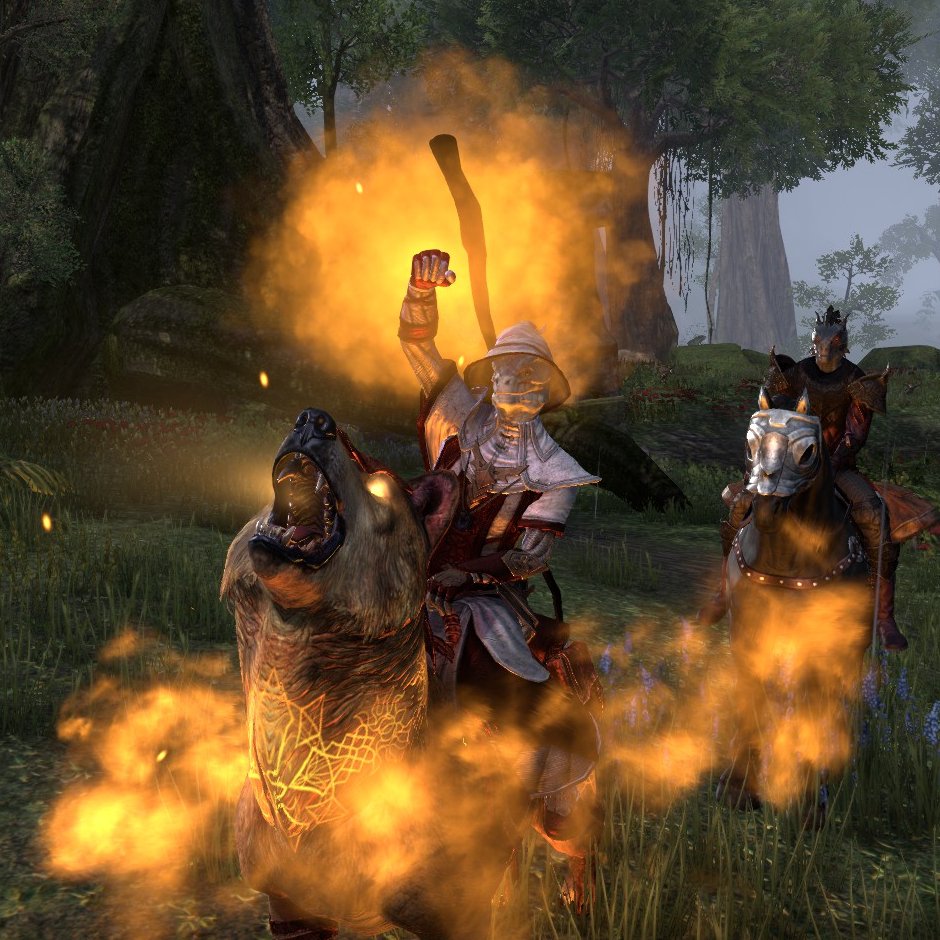WeatherDragon1's tweet photo. It's so cool that the Winterhold Empyrean Wolf alternates colors depending on the time of day. Very Dawn/Duskfang-ish.

It also makes me wonder if it's a reference towards Dawn, Shadow, and Shroud, individuals who are connected to the College of Winterhold... https://t.co/mHup5miZYA