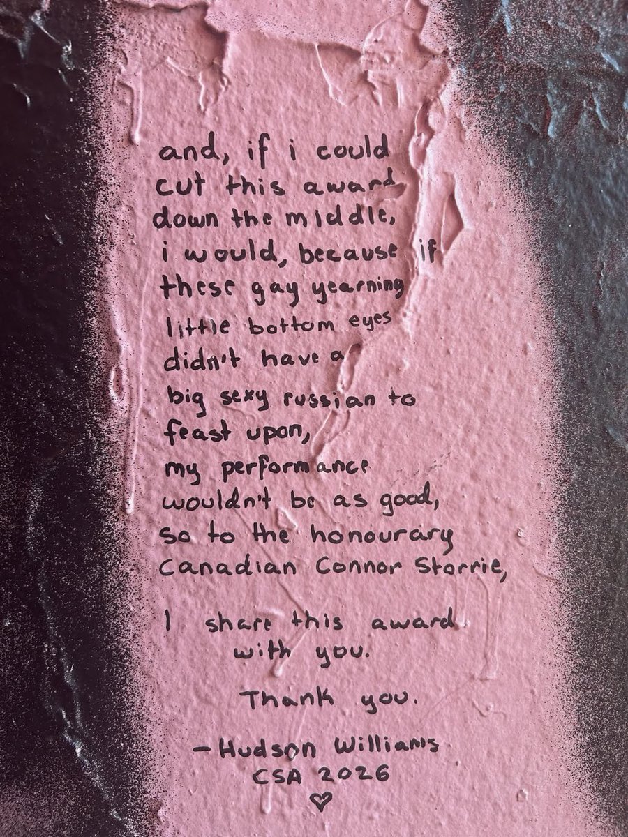 hudsstorrie's tweet photo. HOW ARE YOU TELLING ME THEY WENT TO THE TUNNEL FROM ILYA’S RUSSIAN CONFESSION SCENE AND WROTE HUDSON’S SPEECH ABOUT SPLITTING THE AWARD WITH CONNOR THERE 😭😭😭😭 https://t.co/kao3qK6jaf