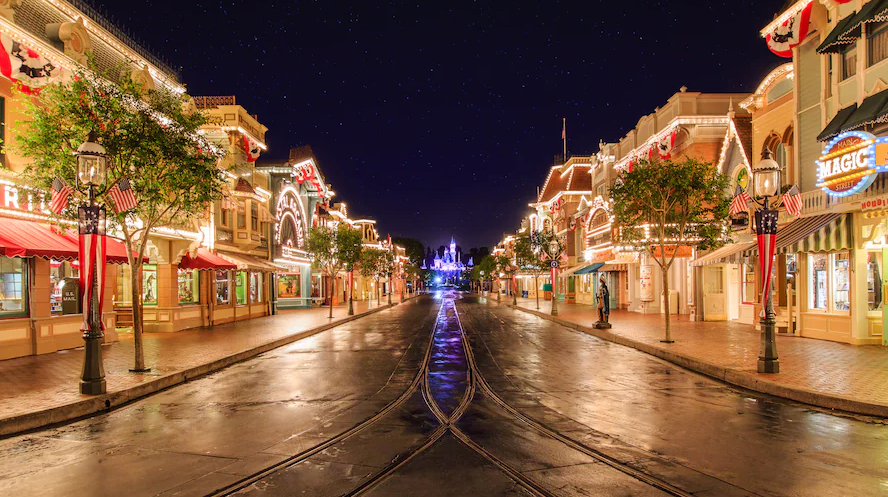 ScottGustin's tweet photo. NEW: Disney Celebrates America: The Pursuit of Happiness, a 2-hour ABC special airing June 29, will use locations like Main Street, U.S.A. and Tomorrowland to tell stories of American innovation, achievements, traditions and historic "firsts."

"In this coast-to-coast event, Disney Parks and attractions are the portal through which America's greatest stories, triumphs, and traditions are celebrated."