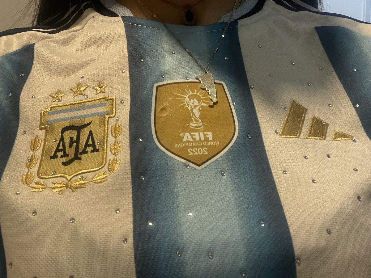wingsturn's tweet photo. best country in the world 🇦🇷🇦🇷🇦🇷 https://t.co/Tvr5cZIxh4