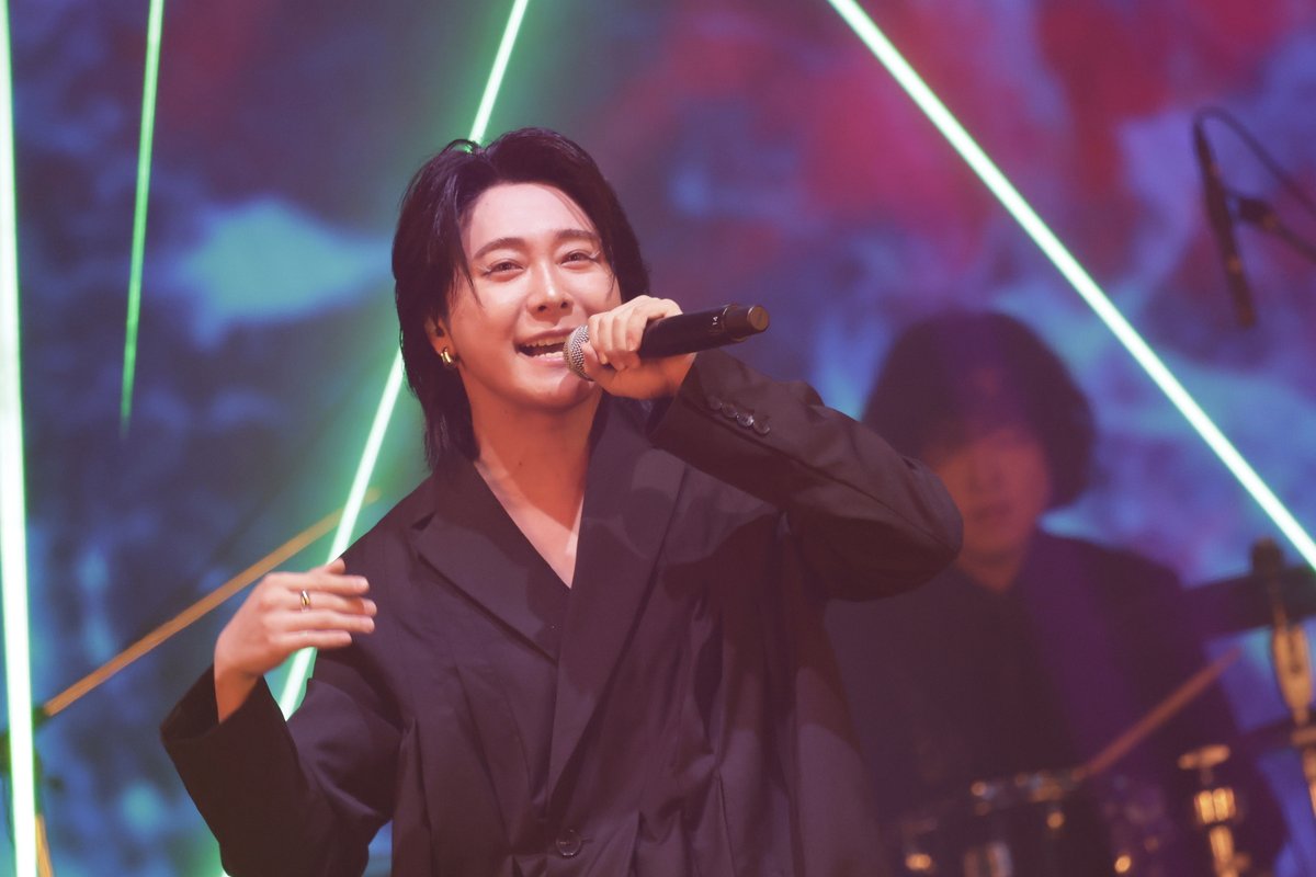 AnimeAnime_jp's tweet photo. 🎵「MUSIC AWARDS JAPAN 2026」授賞式レポ公開！

#サカナクション #米津玄師 Mrs. GREEN APPLEら豪華アーティストのステージをたっぷりの写真＆映像で振り返り✨

アニメ楽曲賞の発表や国内外の熱演も！

👉記事はこちら▼

https://t.co/qxwhPGIgoB
#MUSICAWARDSJAPAN2026 #MAJ2026
#MrsGREENAPPLE #アイナジエンド #HANA #fujiikaze