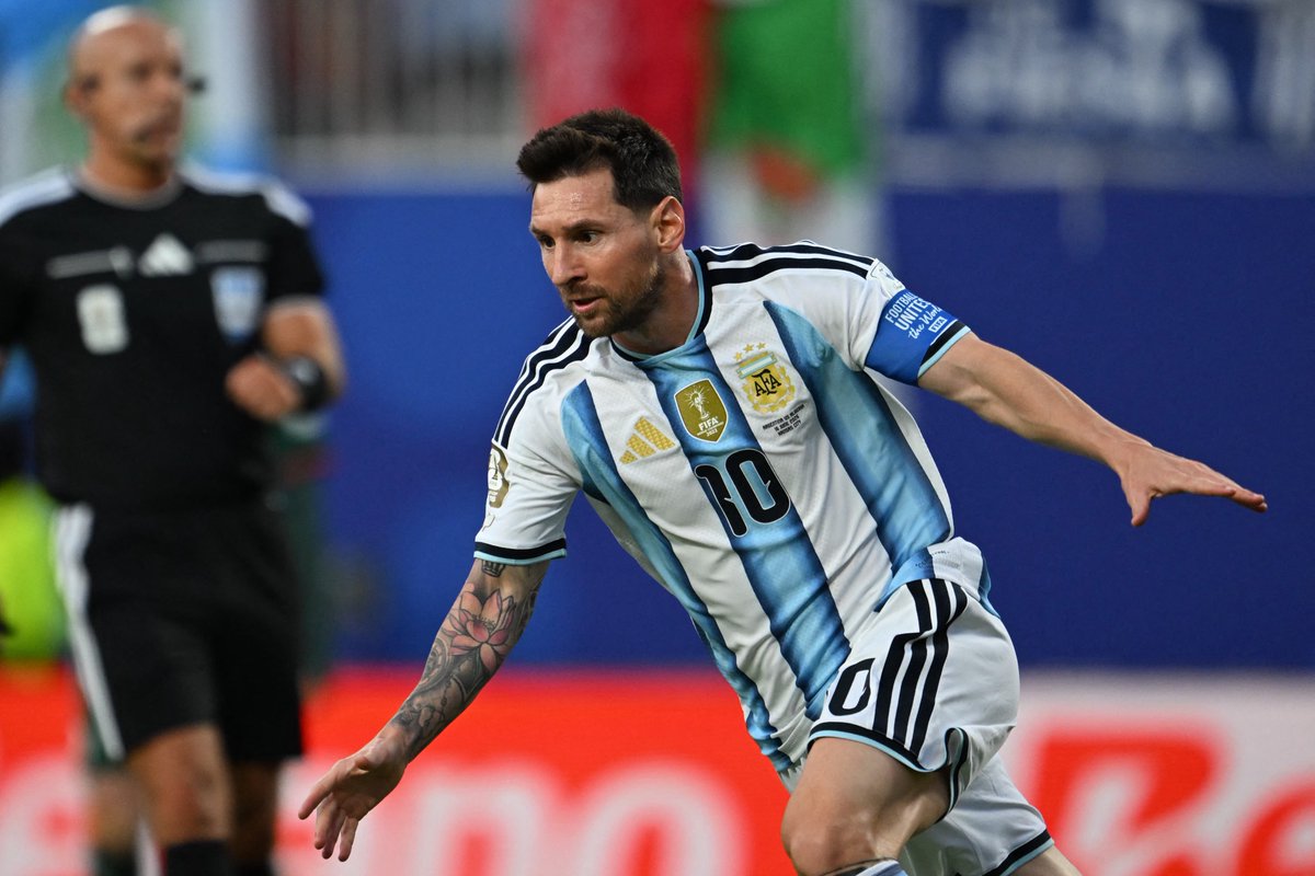 TheReal_SEC's tweet photo. My love. My GOAT. The World's Best https://t.co/mSGPdKZp6c