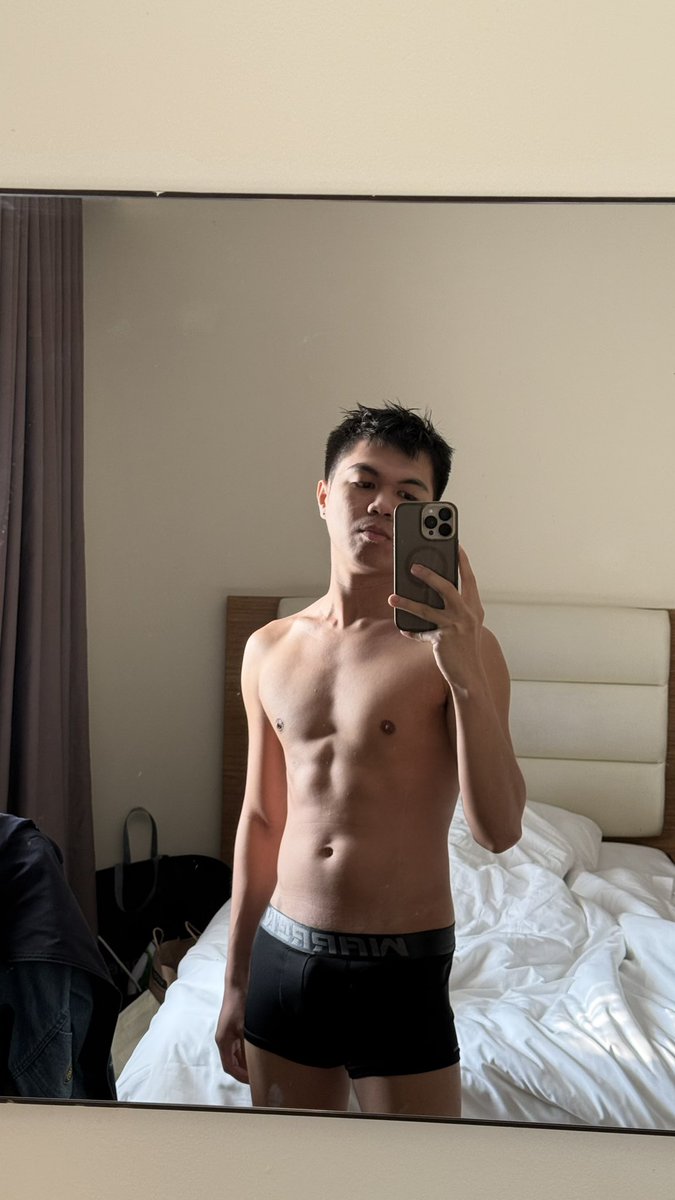 thoohumm's tweet photo. namamahay yung ano ko, hirap jumebs 😫😭 https://t.co/MVfSFprG9b