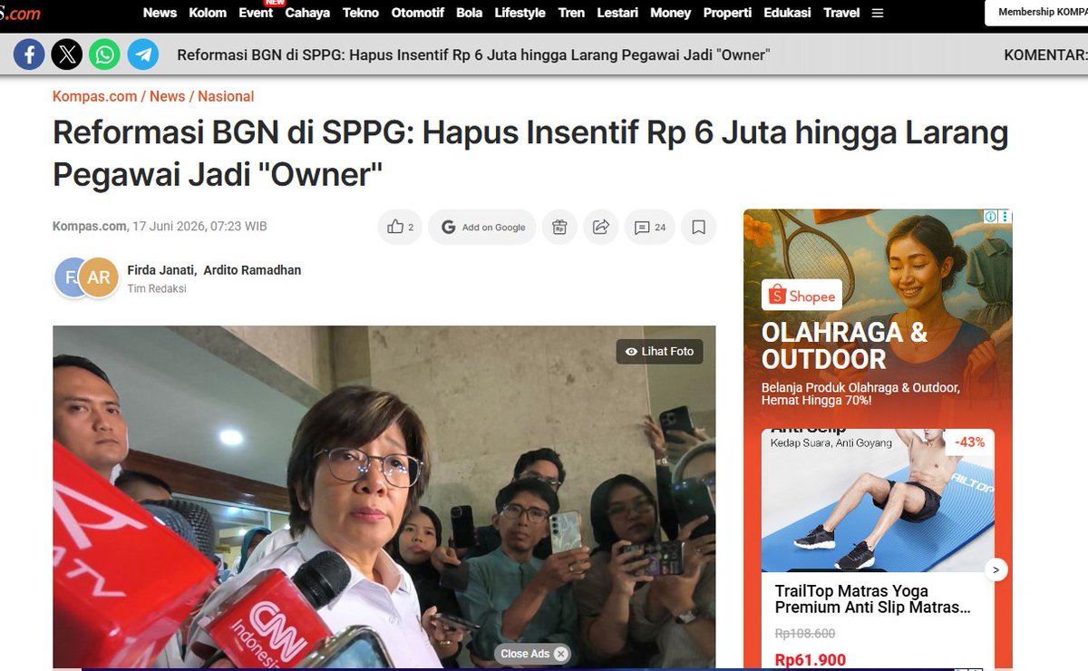 dimarsasongko98's tweet photo. Waka BGN baru ngaku sendiri di depan wartawan:

"Angka Rp 6 juta flat itu keluar karena kepentingan-kepentingan."

Kepentingan siapa? 
Ya kepentingan pegawai BGN yang bikin kebijakan sambil punya SPPG sendiri.
Regulator sekaligus beneficiary. 
Wasit sekaligus pemain.

Baru ketahuan setelah 3 pimpinannya jadi tersangka korupsi di Kejagung.

Skema Rp 6 juta flat itu bukan kesalahan teknis.
SPPG 500 porsi → Rp 6 juta/hari
SPPG 1.500 porsi → Rp 6 juta/hari
SPPG kena sanksi, ditutup → tetap Rp 6 juta/hari

Dari 27.877 dapur. Setiap hari.

Ini bukan insentif operasional. Ini distribusi rente yang dilegalisasi lewat kebijakan yang mereka tulis sendiri.

Eks Kepala BGN Dadan Hindayana → tersangka Kejagung
Eks Waka BGN Sony Sonjaya → tersangka, buka 26 nama dari eksekutif, legislatif, yudikatif
Eks Waka BGN Lodewjk Pusung → tersangka

Sekarang BGN "baru sadar" pegawai dilarang punya SPPG.

Program ini namanya Makan Bergizi Gratis.

Gratis buat rakyat. Tapi siapa yang kenyang duluan selama dua tahun terakhir?
🤷‍♂️