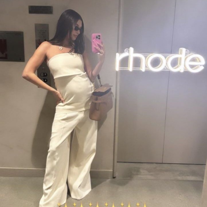 evilstea's tweet photo. How I want to look when I'm pregnant https://t.co/xsNAIFvZI8
