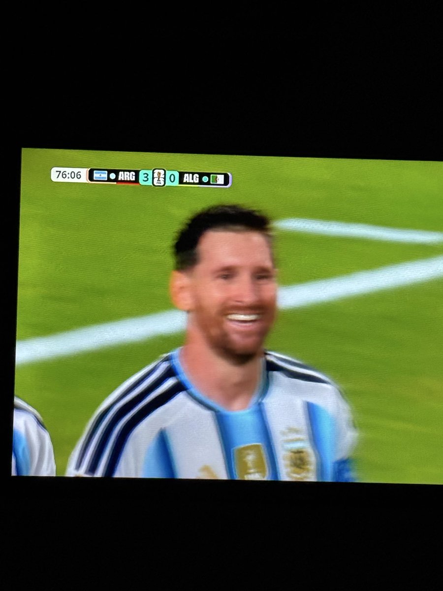 _nathmbf's tweet photo. Hoje vimos craques o dia todo, a noite o GOAT foi lá explicar pq ele é o GOAT https://t.co/jwL74Z7aI9
