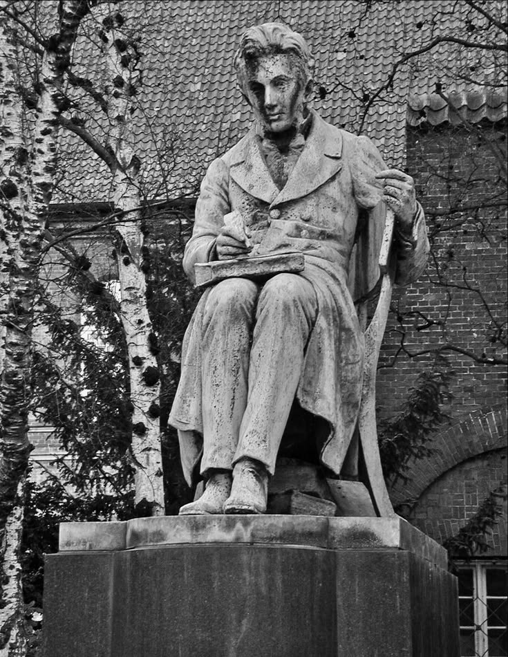 HermannHessed's tweet photo. “There are two ways to be fooled. One is to believe what isn't true; the other is to refuse to believe what is true.”

— Søren Kierkegaard https://t.co/nNz3NfywI0
