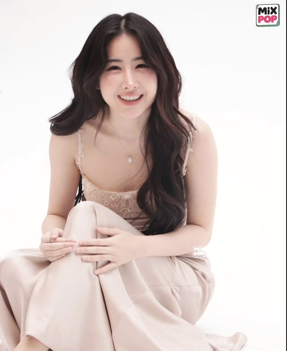 Fion_20's tweet photo. Now, all I hope for is that Yoko gets paired wid talented &amp; capable artists rather than bein stuck in the same shippin cycle. May she continue to take on diverse projects, work wid a wide range of talented people, &amp; choose strong, quality script(1/n) https://t.co/2k0ycPZaXt
