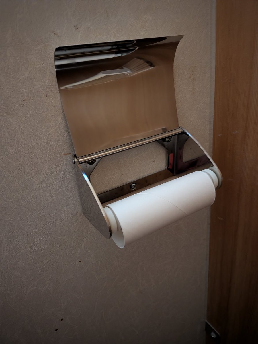 AugustaClub's tweet photo. なくなったら替えろと思う💩 https://t.co/H3dEqINrOQ
