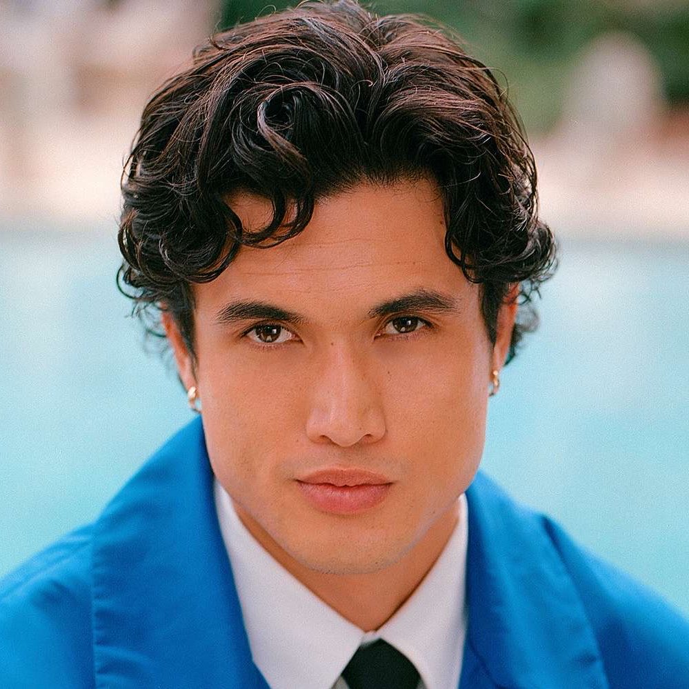 XMenUpdate's tweet photo. Charles Melton is reportedly in contention for the role of Beast in ‘X-MEN’.

(via: @TheInSneider) https://t.co/m13WPNaeD3