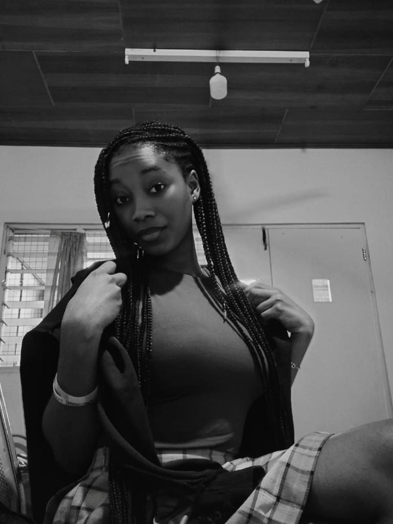 AFRIYIE💖 tweet media