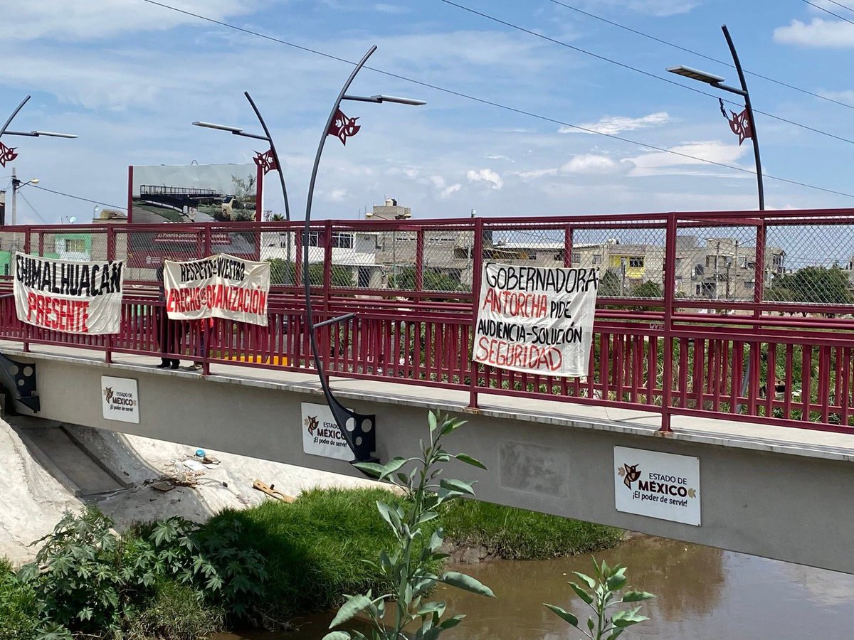 antorchaedomx's tweet photo. Mañana miles de mexiquenses acudiremos a Toluca para exigir obras y servicios que durante años han sido ignorados. Las necesidades del pueblo no pueden seguir esperando. #EdomexSinObras https://t.co/DX3HNeqlGk