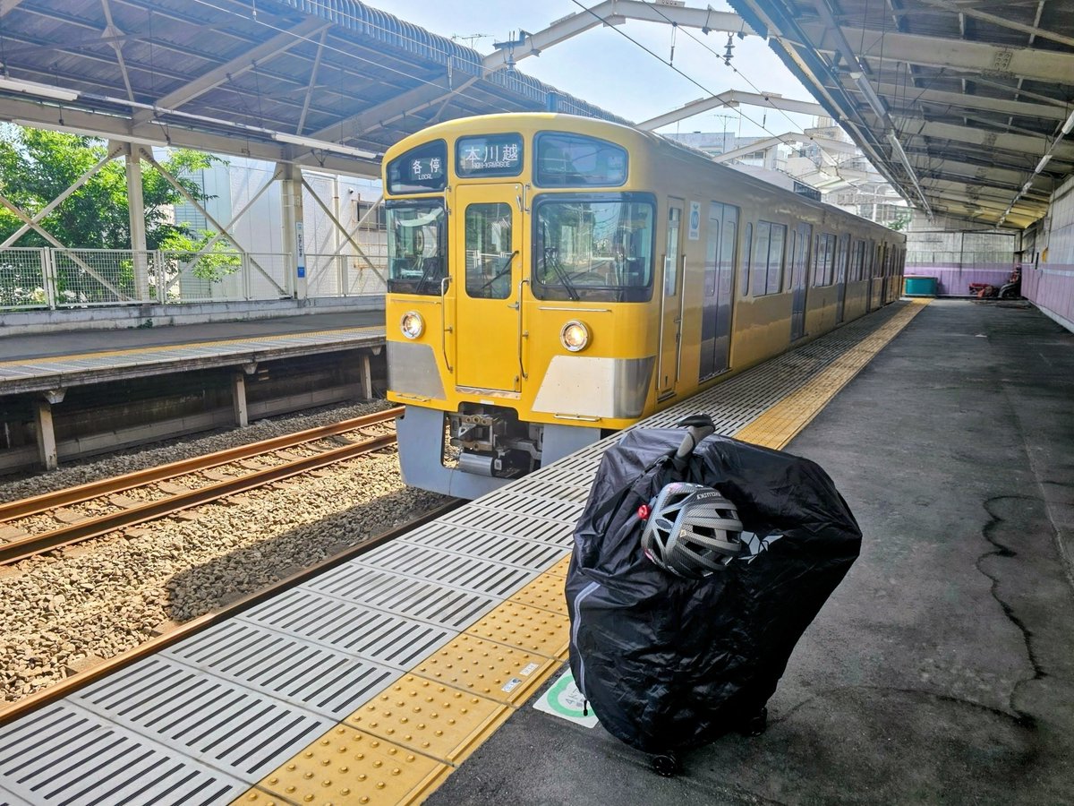 FunkyJijii's tweet photo. 西武新宿線の改札で初デビットカード💳！ https://t.co/mbI5Ddizoc