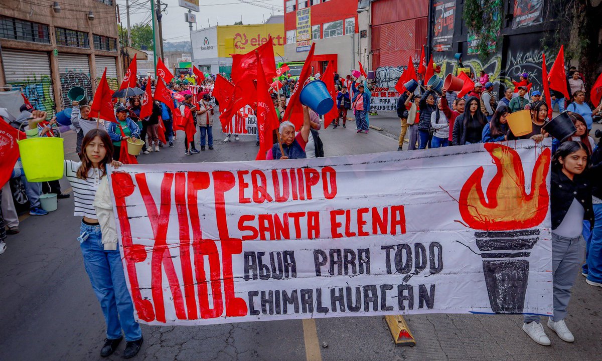 moosnipolxnaaii's tweet photo. Miles de habitantes del Estado de México estaremos mañana en Toluca para exigir la solicitud a nuestras carencias, como la falta de agua potable y drenaje.

#EdomexSinObras https://t.co/hcrDyumGbw