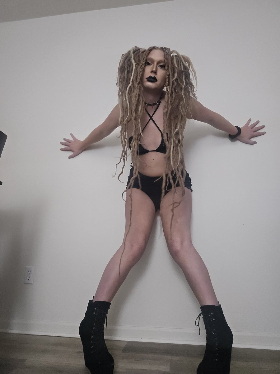 TallBlondeTS's tweet photo. #trans #transsexual #transgender #tgirl #ass #fatass #bigass #titties #boobs #breasts #tranny #slut #fuck #hair #makeup #fantasy #fuckme #lickme #tasteme #hottranny #ladyboy #goth #gothbarbie #dreads #art #marilynmanson #inspired #look https://t.co/GxFDjhpXCh