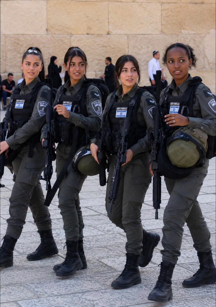 SharonDani64833's tweet photo. Now it's your turn to share your opinion:

If female soldiers of the IDF asked for your support, would you support them?

Yes or No? 🇮🇱 https://t.co/9lGK0LFPf8