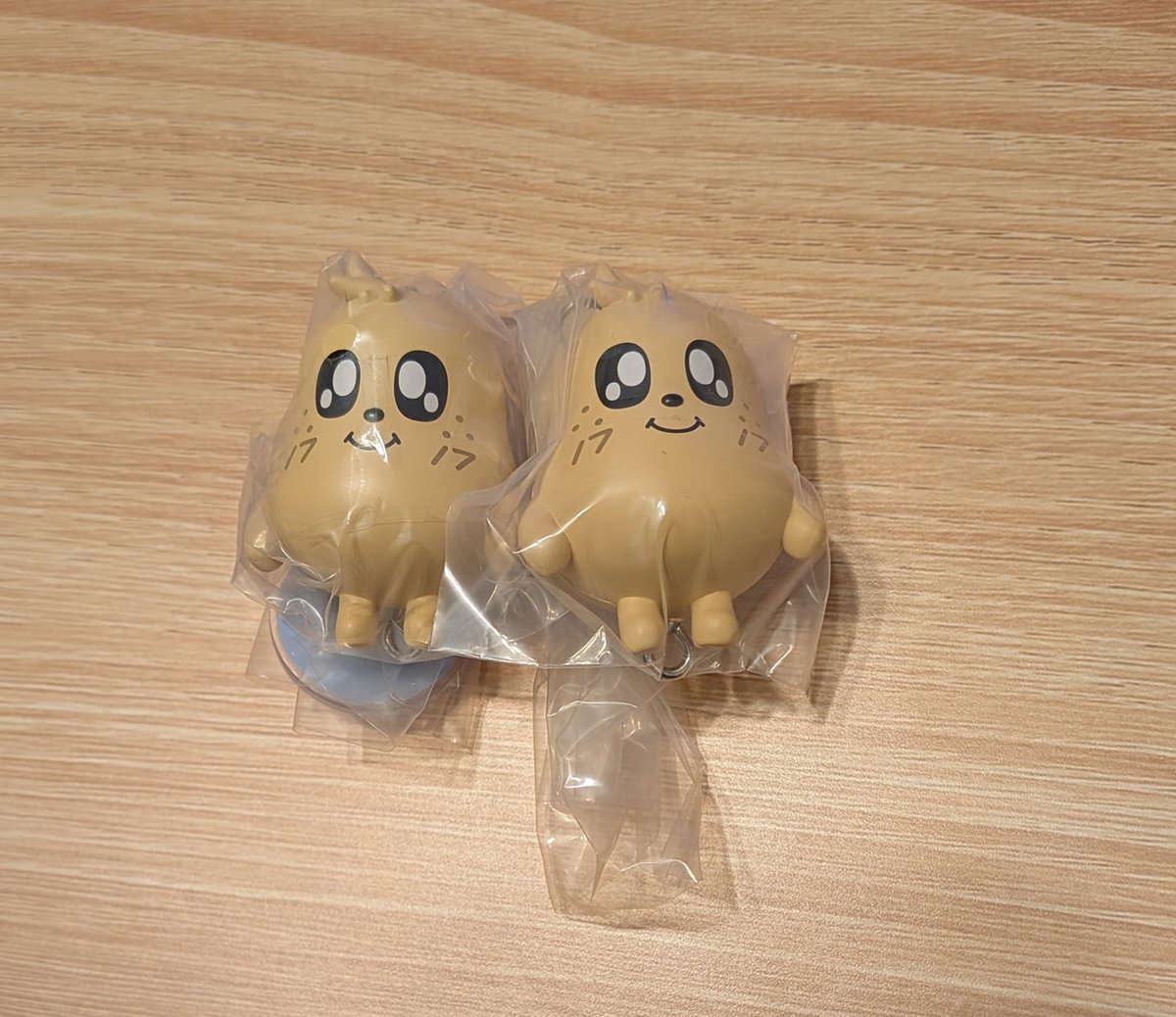 trtr_hs's tweet photo. SEVENTEEN MINITEEN 交換 
つまんでつなげてますこっと キーホルダー

譲】ミンギュ⛓️🦀
求】バーノン どちらでも

郵送での交換希望です📮
お気軽にお声掛けください https://t.co/BuhP8rhMR5