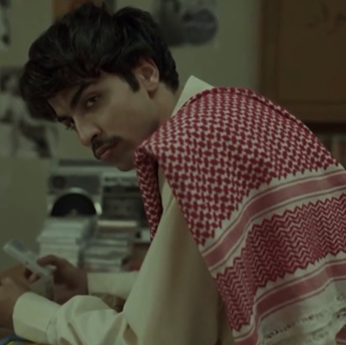 loolatty's tweet photo. The smallest details were great, who is the actor who will master like Abdulrahman 🤯 https://t.co/F03hIMYnhh