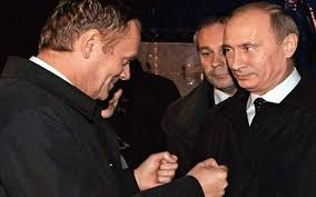 MiPat15758's tweet photo. @Gregor07966579 @NawrockiKn Pomyliłeś zdjęcia. To jest zdjęcie zdrajcy, który  opluwa  Polskę https://t.co/arJo7e8dz2