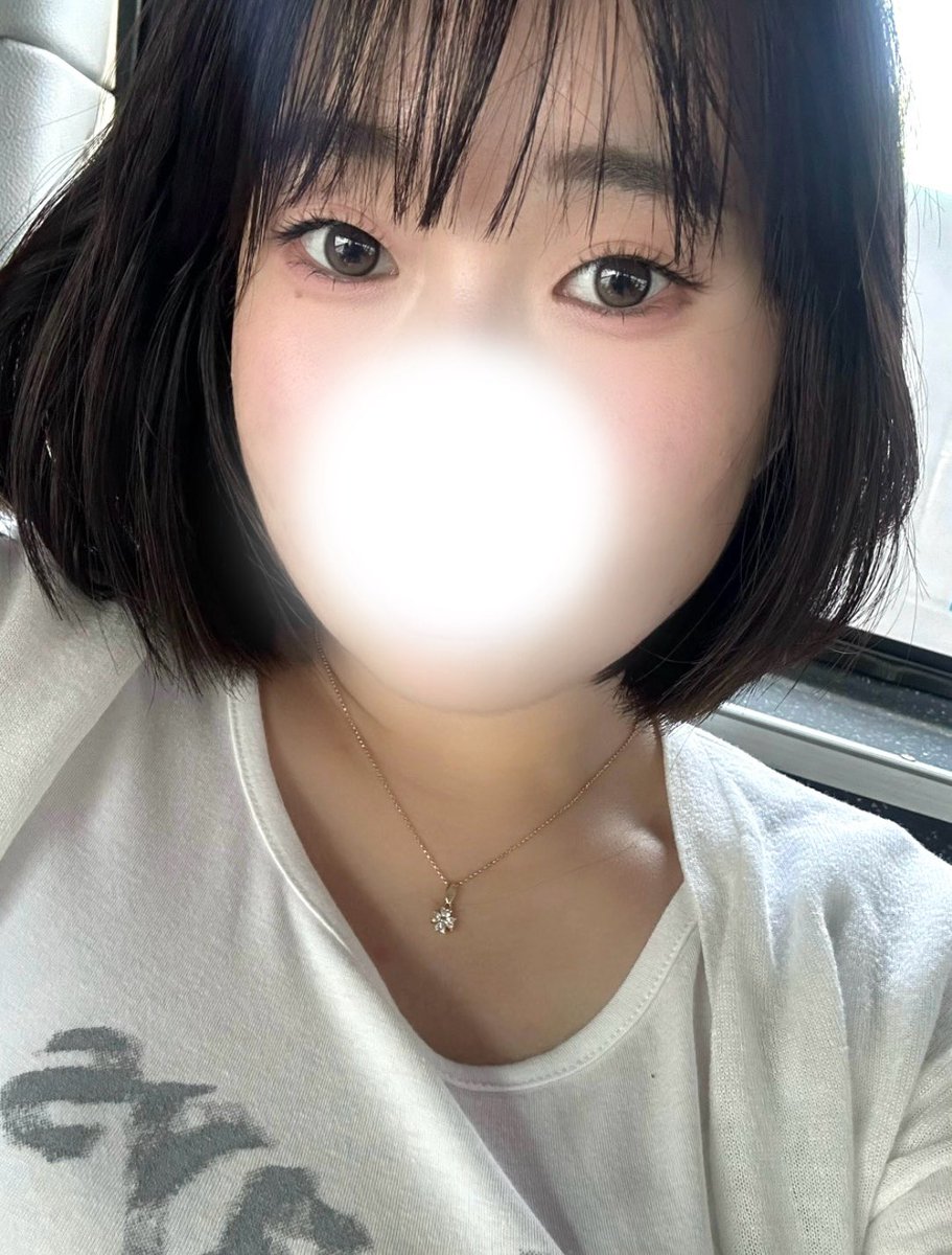 별 tweet media