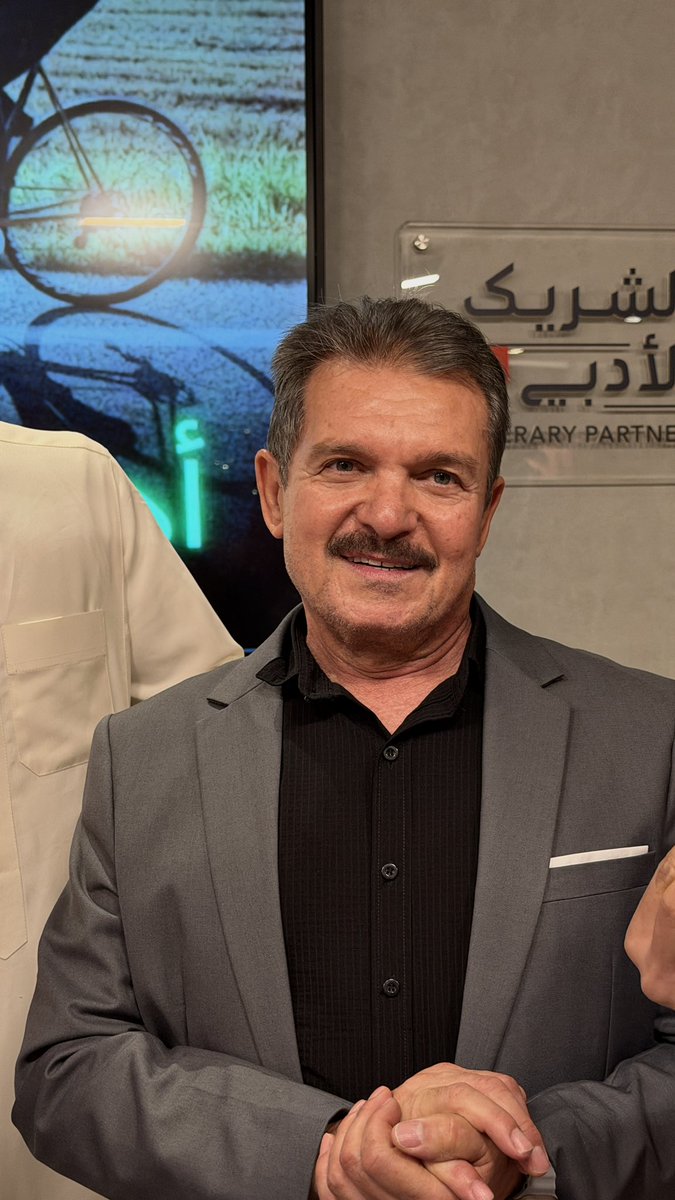 F_h2a's tweet photo. ودعـَنا اليوم بقلب حزين ومشاعر صادقة، الاخ والكابتن رفعت أحمد مدرب وأستاذاً في الدراجات الرياضية، كما مثل وخدمّ نادي الغوطة والرياضة السعودية لـ ٤٠ عاماً وأكثر ، شكراً لك أبو احمد كنت خير أخ وصديق ونلقاك على خير 💚

تشرفـت بالعمل والتعلم منك 🤲🏻
#حائل https://t.co/2DbSjL6R7R