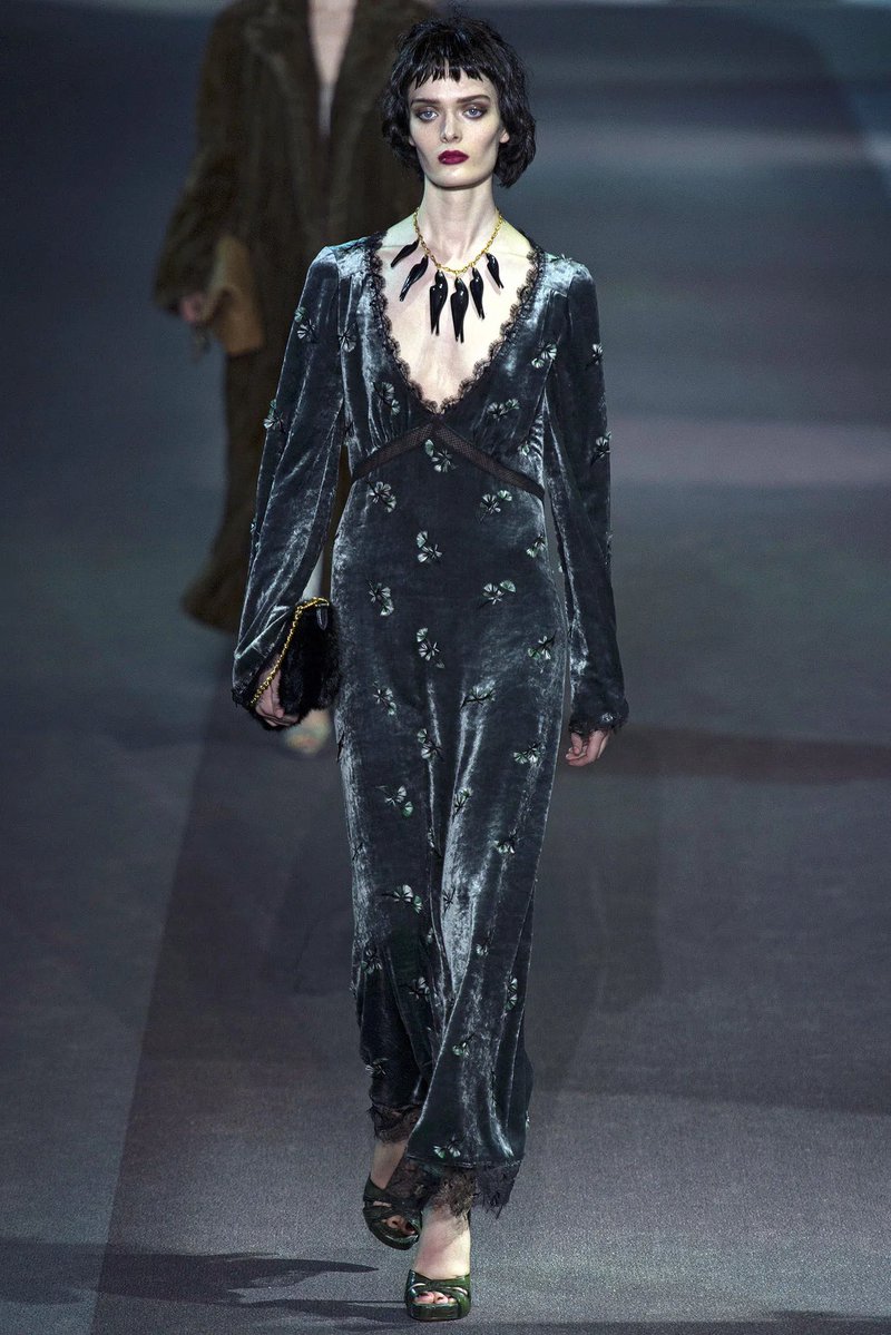 DvilCouture's tweet photo. Louis Vuitton Fall Winter 2013 Rtw https://t.co/Md3LlJHYwb