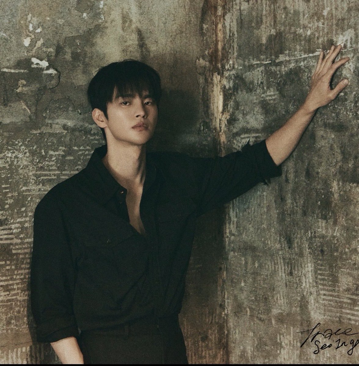 cla113guk's tweet photo. このコンセプト良い🖤🤎

#서인국  #ソイングク　 #SeoInGuk  
#TRACE https://t.co/JPuqEdvOf6