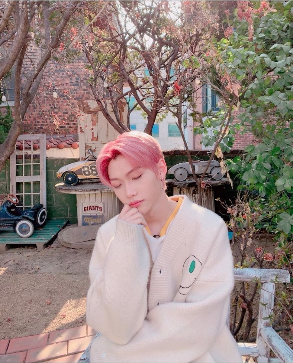 loveandskz's tweet photo. so pretty so small https://t.co/2jNzSQg2dK