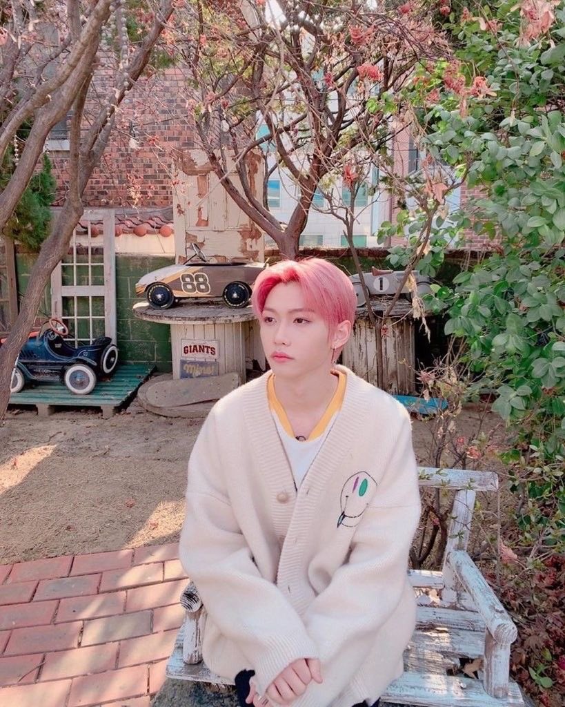 loveandskz's tweet photo. so pretty so small https://t.co/2jNzSQg2dK