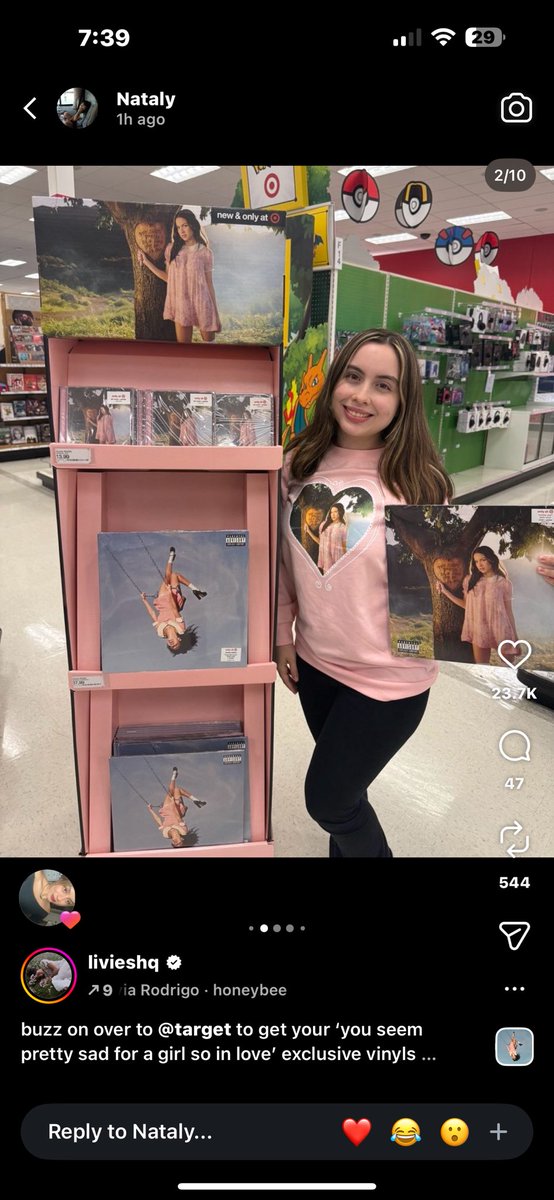 Cat_M23's tweet photo. OMG @LiviesHQ POST AND ON THEIR STORY😭🩷😭🩷 #oliviarodrigo #OR3 #youseemprettysadforagirlsoinlove https://t.co/VG3gGrE5l8