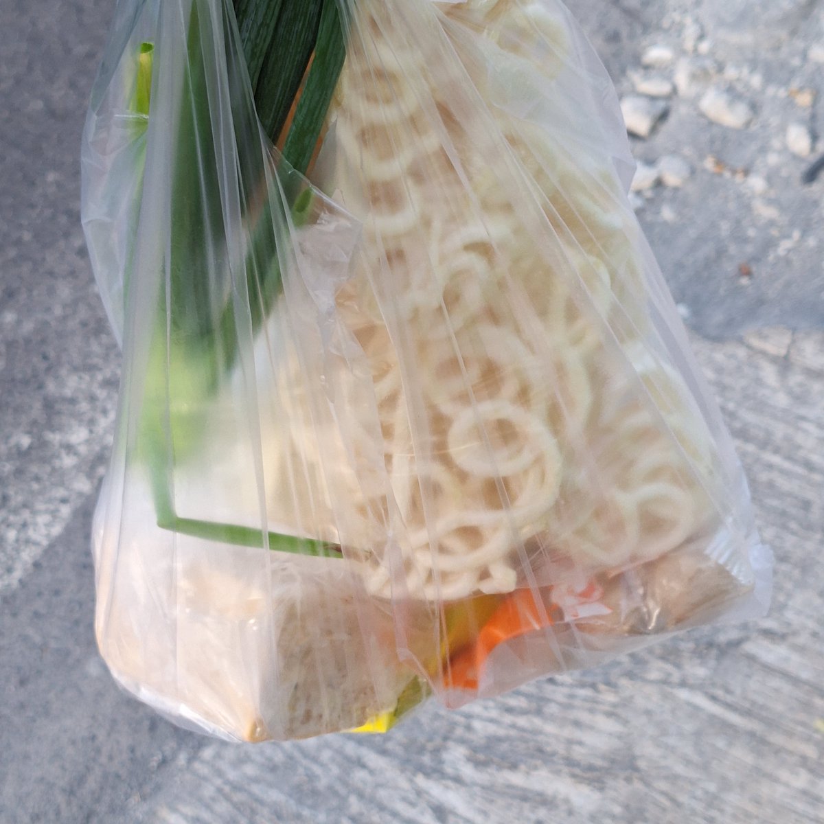 nviorette_'s tweet photo. sElLamAt PaGI bUNdhA²...💐🥰
EnaK x msAk Ap yHa hr iNi?.. 
taHu gOreNG,, SemuRr taHu,, atW taHu² dy sDh smA ynk lLaiN?🤭 Xi..xi..xi..

#PaGiseMuaNya #rAbuPaGi #mAmAmuDA https://t.co/Lq3ytOYKkR