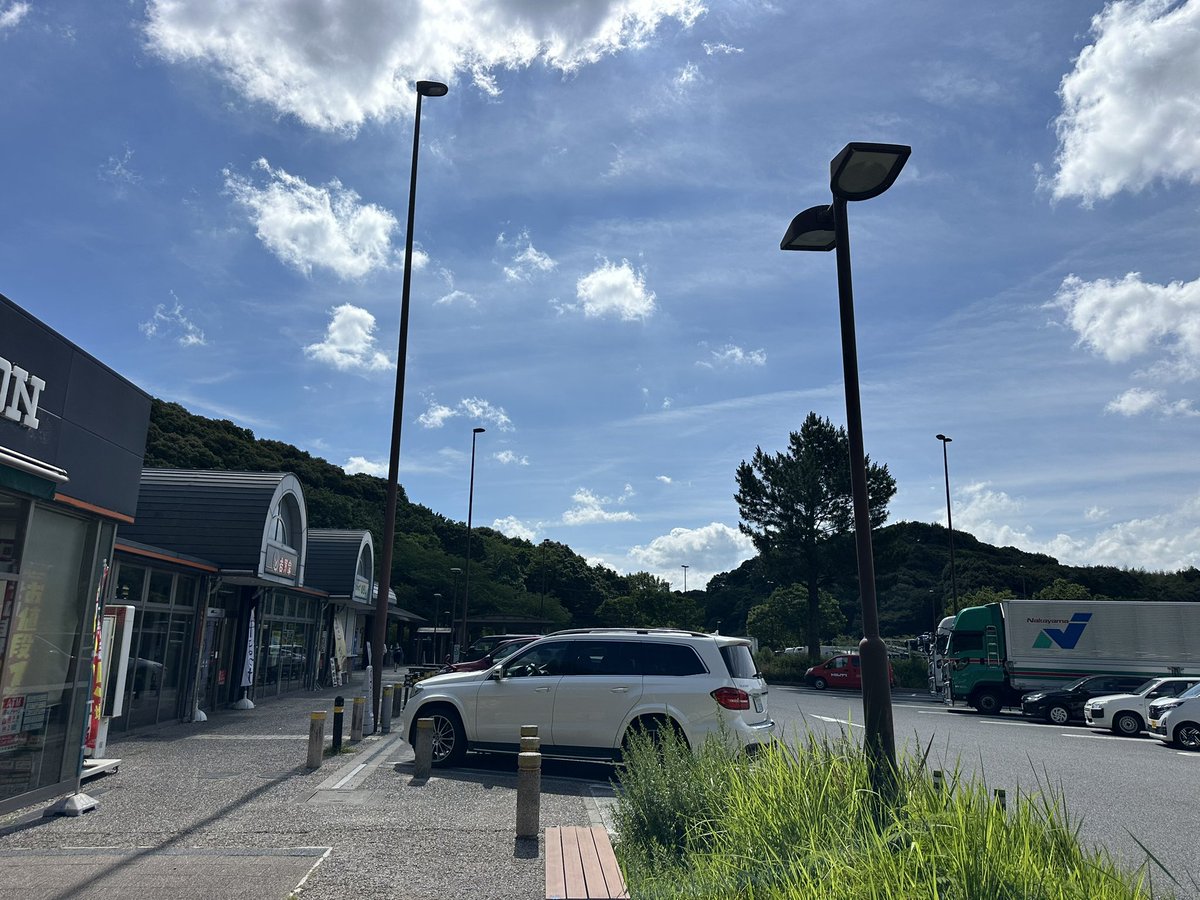 Rei_carry's tweet photo. おはようございます☀
天気いいなぁ https://t.co/8HO65gWQ3n