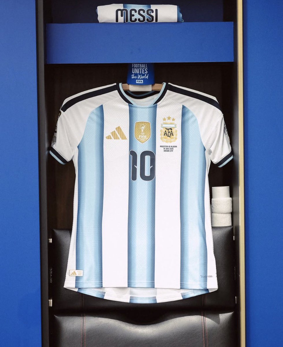 principicks's tweet photo. Si mi segunda patria Argentina🇦🇷 gana y mi D10S Lionel Andrés Messi🐐 anota voy a regalar una transferencia 
¿Participas? Solo deja tu 🔄❤️ y comenta💬 este post con el #Principicks https://t.co/oNzNZq07zg