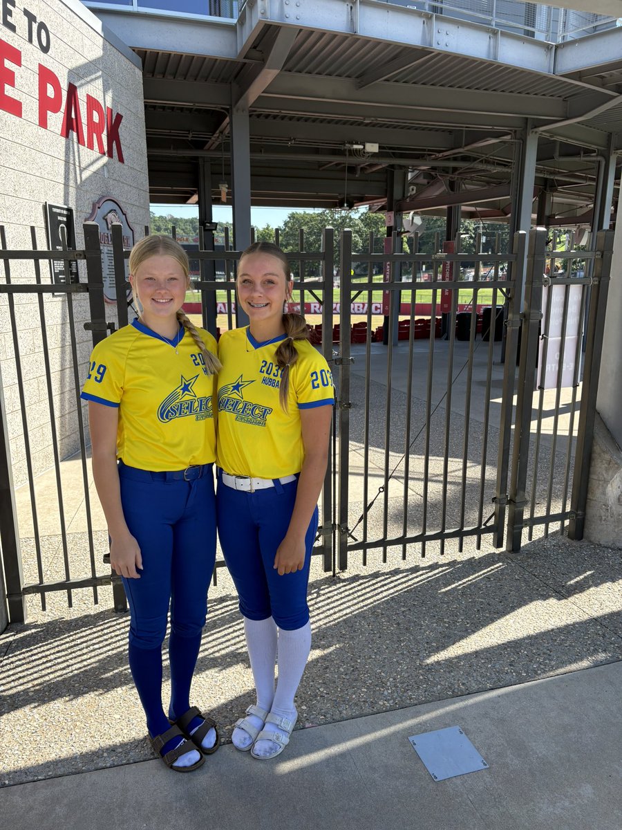 HHubbard2030's tweet photo. Had a great time camping today with @LivAntrobus and @Ashlyn_Henson15 representing Select Fastpitch at Arkansas @RazorbackSB @ejonesrockchalk https://t.co/yACpMydcHa