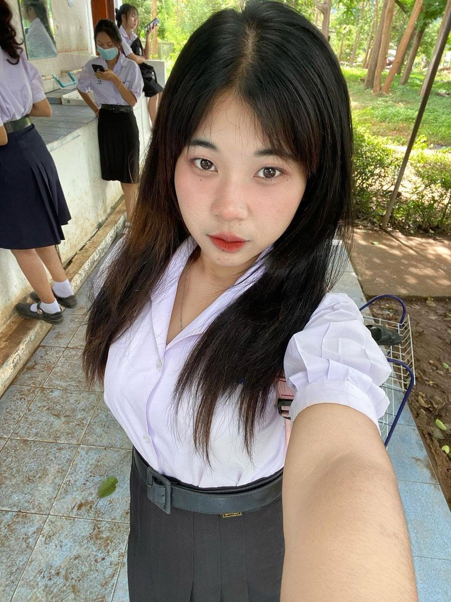 matias80's tweet photo. อย่าเพิ่งเลื่อนผ่านสิ 💗 💞👀 https://t.co/UEN2EWjzOX