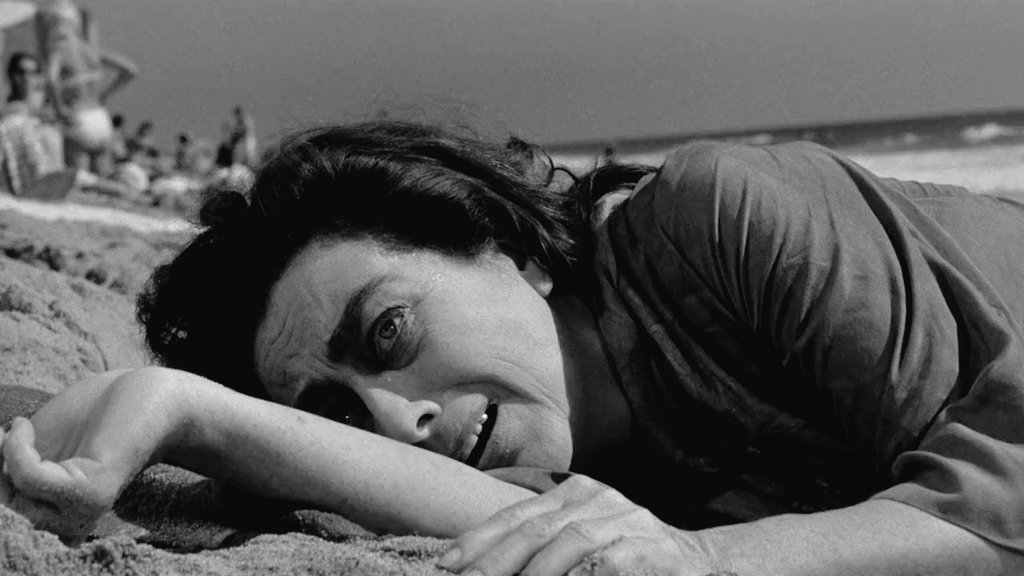 EvaArriagaD's tweet photo. 🎥 'What Ever Happened to Baby Jane?' (Robert Aldrich, 1962). https://t.co/Gs6GndSVni