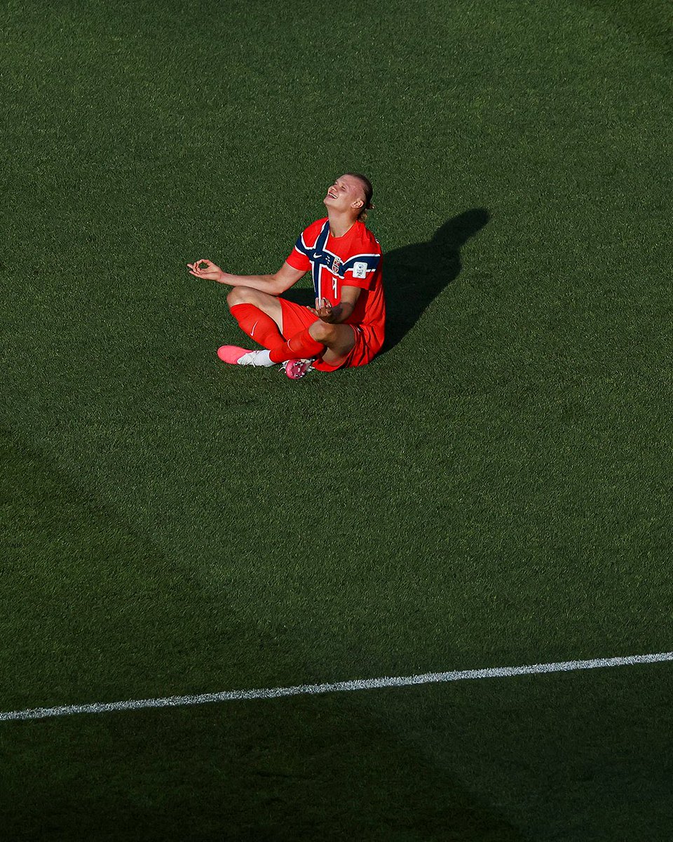 nocontextfooty tweet picture