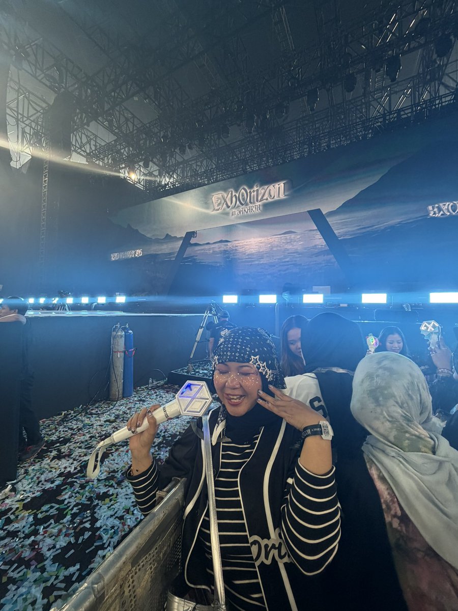 Seulgiels's tweet photo. @YeoLeea_ My lover is PCY yang lagi hobi jeringin mata 🫨

ofkrooooooz tanggal 6 Juni ke GbK berburu freebis sama antri MD 🤣

nggak capek!! kitaaa jumpa ayang di IA tanggal 7 Juni 

bismillah PC Chanyeolllllll 😘😁 https://t.co/nnKvf2YYYl
