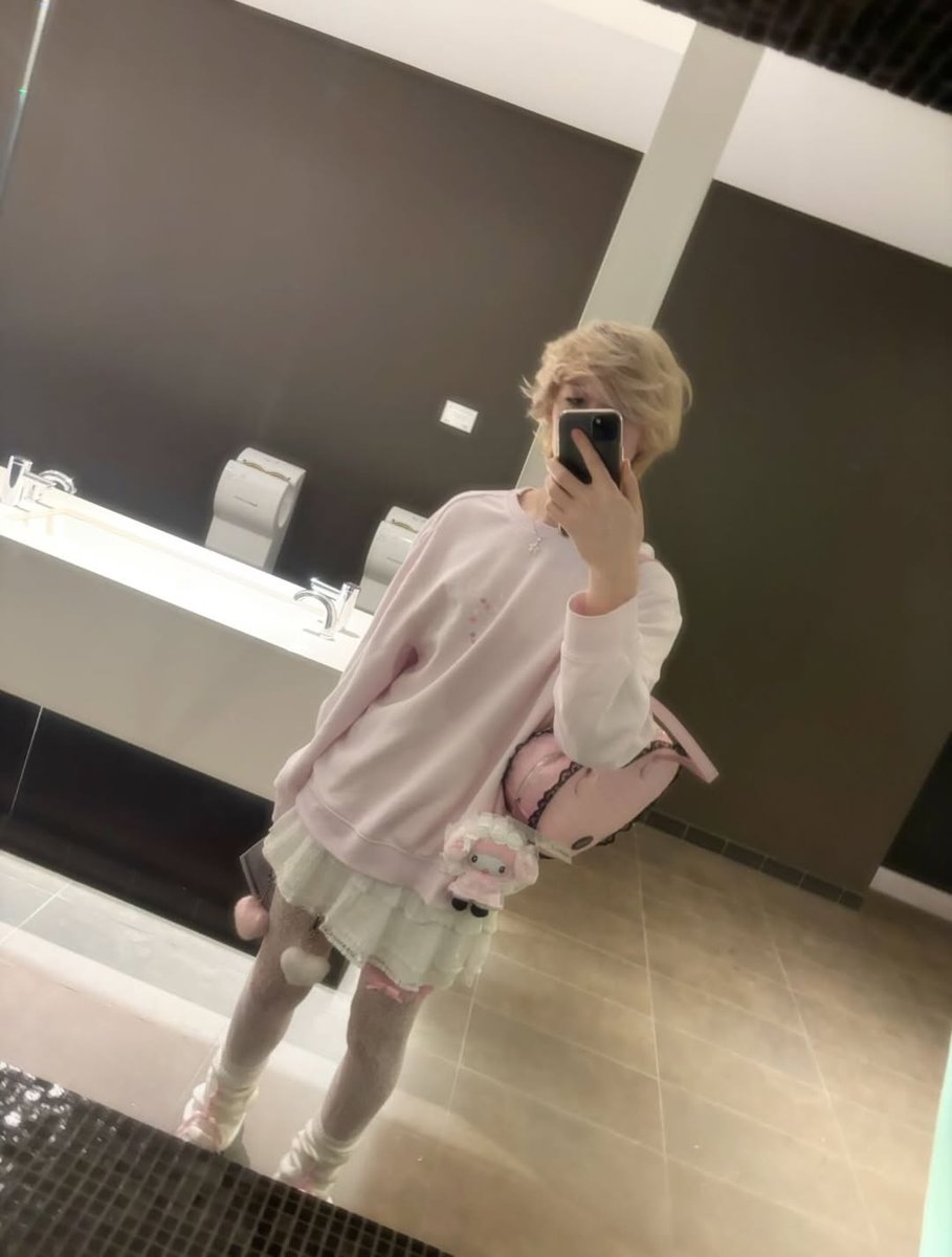 Jxmmy0 tweet media