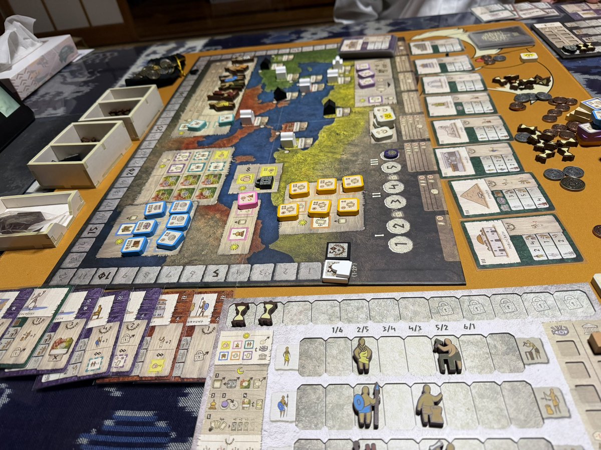 NNNseven's tweet photo. GENTES（ジェンティス）

人を育成して街を建ててカードをプレイして得点を稼ぐゲーム
ただし何をするにも時間がかかり、時間がかかれば手番が減る

ボロ負けのボロ
結果的にいうと人材育成に金をかけすぎてカードプレイをおろそかにした
このゲームカード出すゲームだったわ https://t.co/1sgqEj8WzD