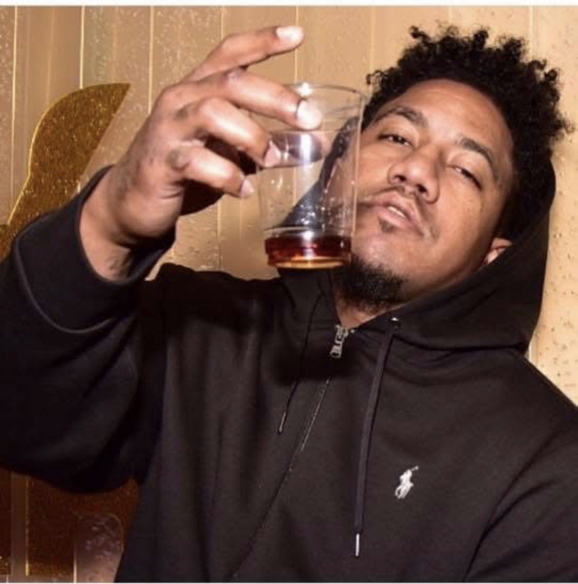 HoodLifeVito805's tweet photo. Damn bro u jus crushed me 😞🤲🏽 😇 I told u stop being so nice… Rest Easy ima keep da #MANT⏳ME SHIT GOIN!!! https://t.co/d2TBqkmz7r