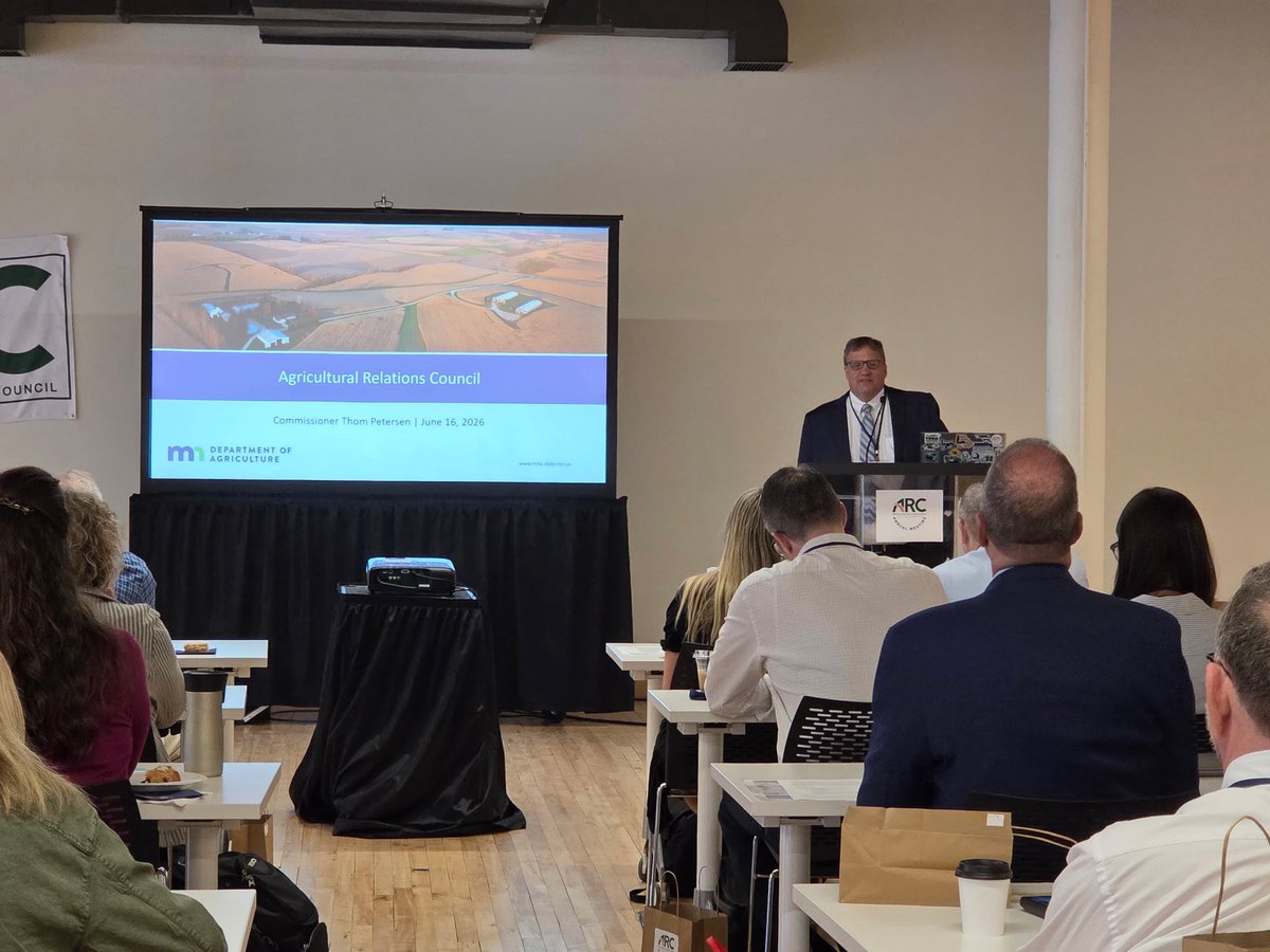 ThommyPetersen's tweet photo. Appreciated opportunity to welcome the Ag Relations Council to Mpls MN today for their annual meeting. Made up of pr professionals who work in agriculture from all over the United States in all walks of agriculture! https://t.co/iT2SVNN7kJ https://t.co/gi1nHcj4Ni