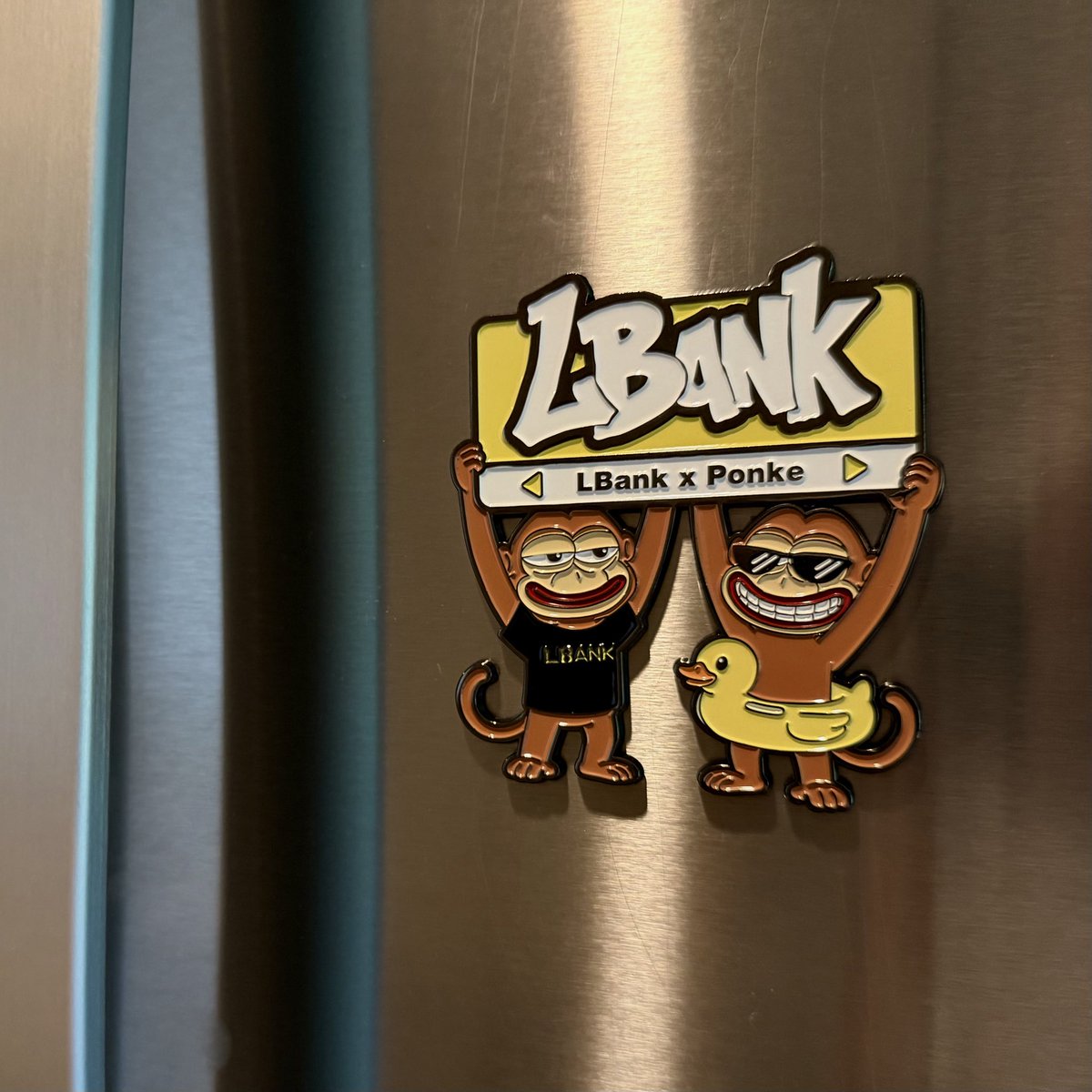 ponkehq's tweet photo. Cold storage 🧲 https://t.co/dVnparNheP