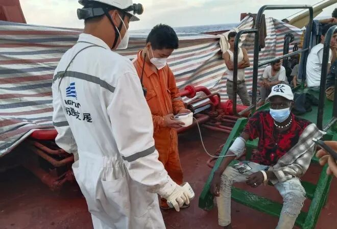 CGTNOfficial's tweet photo. A Chinese vessel successfully rescued 41 people in distress in the Mediterranean Sea and later transferred them safely to Egyptian authorities, according to China's Ministry of Transport.
https://t.co/dIfX3yqMJ4 https://t.co/SikDGCyH8G