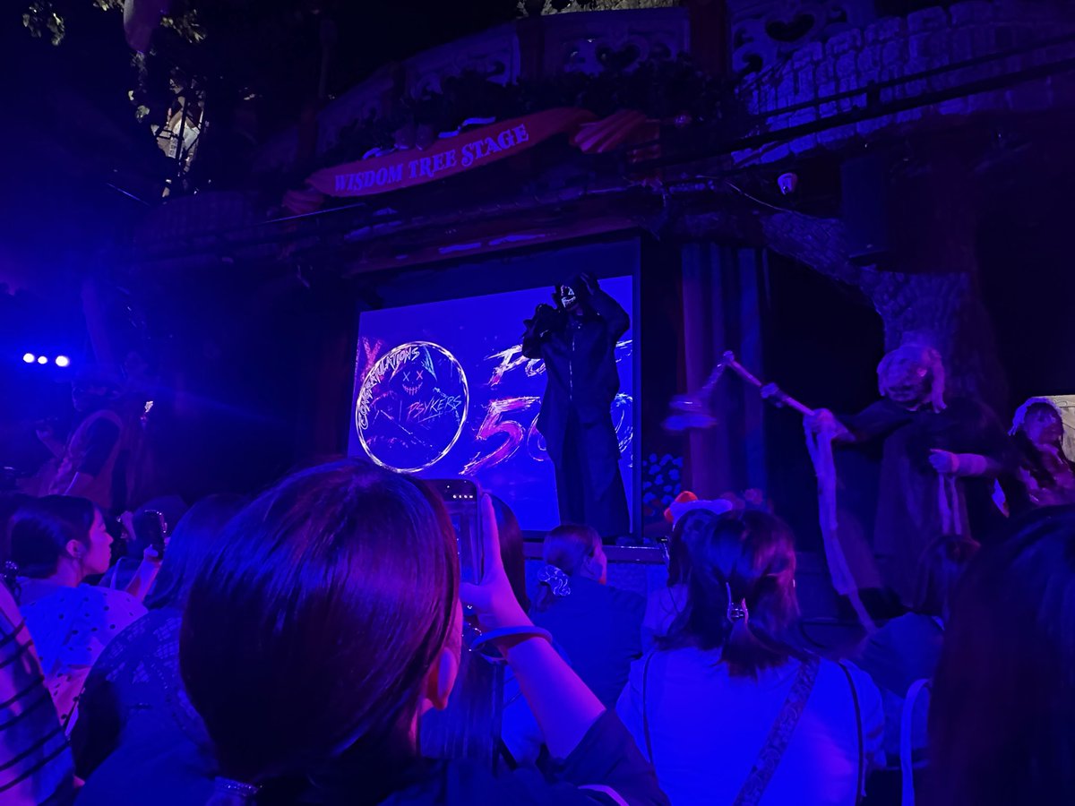 yz0422_'s tweet photo. 初ピューロはホラーイベントでした🌈
昼に行ったらなにして遊べばいいの？グリ？ https://t.co/SDFtr5PUJb