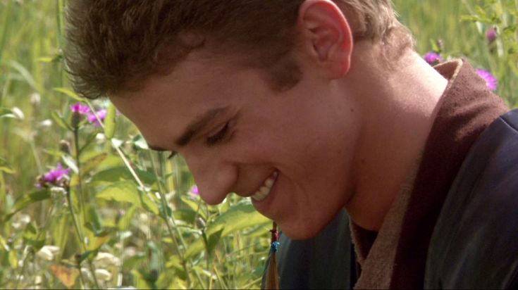 softchatblanc's tweet photo. Tweet da madrugada: Anakin sorrindo todo lindinho depois de dizer que queria uma ditadura https://t.co/KKGRobcBnj