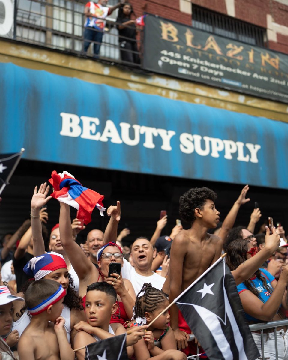 NYCMayor's tweet photo. Few things feel more New York than a Knicks championship and the Puerto Rican Day Parade on the same day.

Today, we celebrated the culture, history, and contributions of Puerto Rican New Yorkers who shape every borough and help make this the greatest city in the world. https://t.co/A5UJLxPJRp